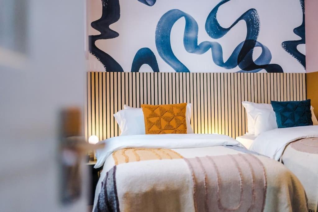 Modern 4-Bedroom In Manchester — Photos 3